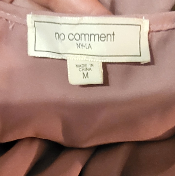 med) No Comment Blouse - Picture 5 of 5